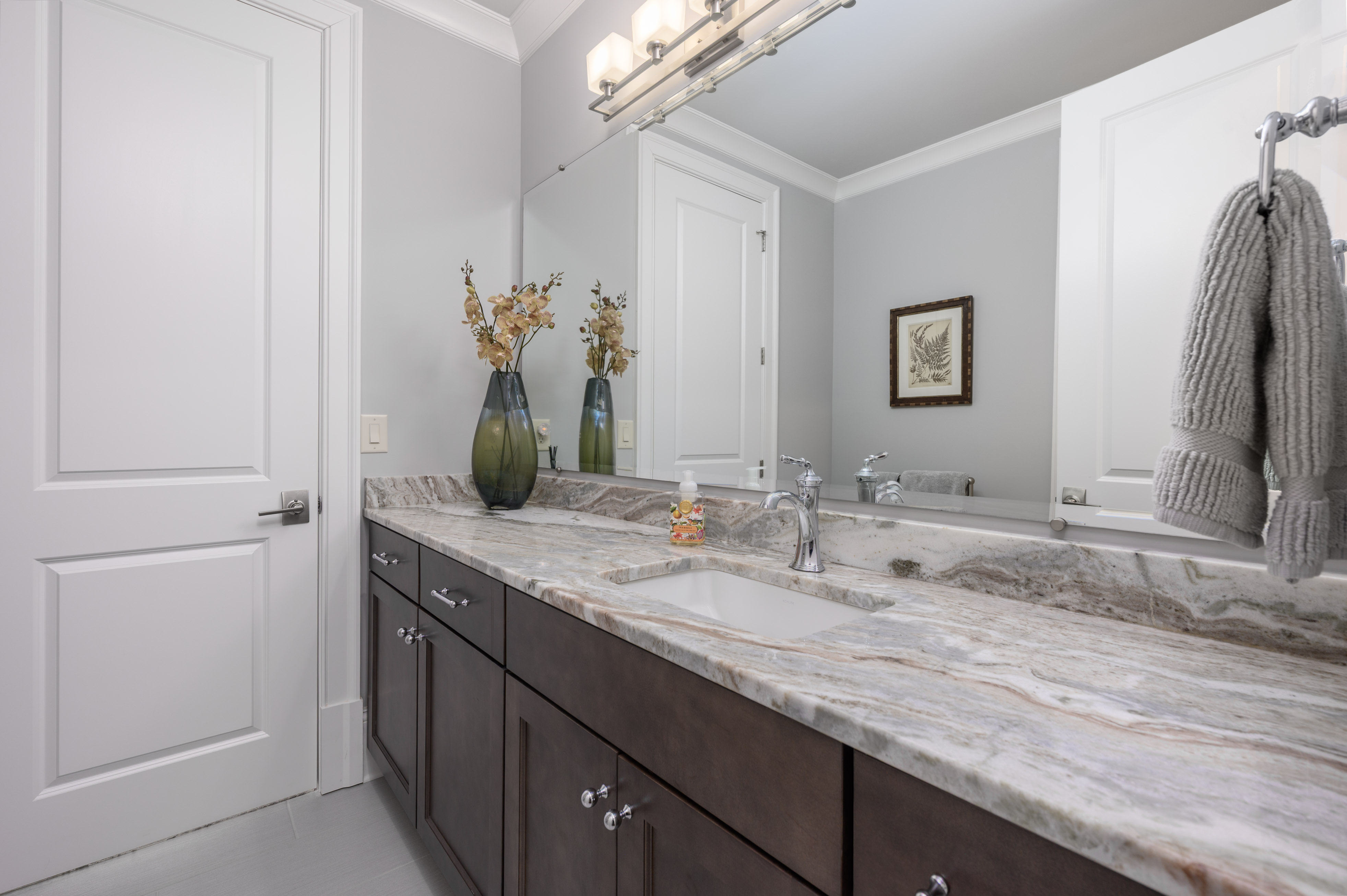 1041 Angel Pond West image 33